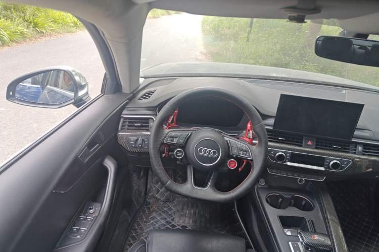 Used Audi A4L 2020 40 TFSI Fashion Dynamic Model Steering Wheel