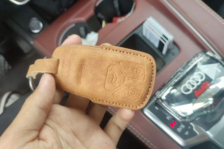 Used Audi A4L 2020 40 TFSI Luxury Dynamic Model Vehicle Key