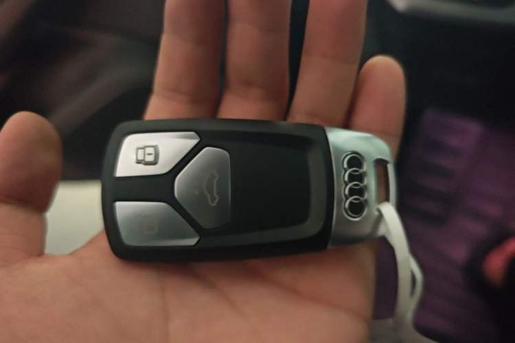 Used Audi A4L 2020 40 TFSI quattro Luxury Dynamic Model Vehicle Key