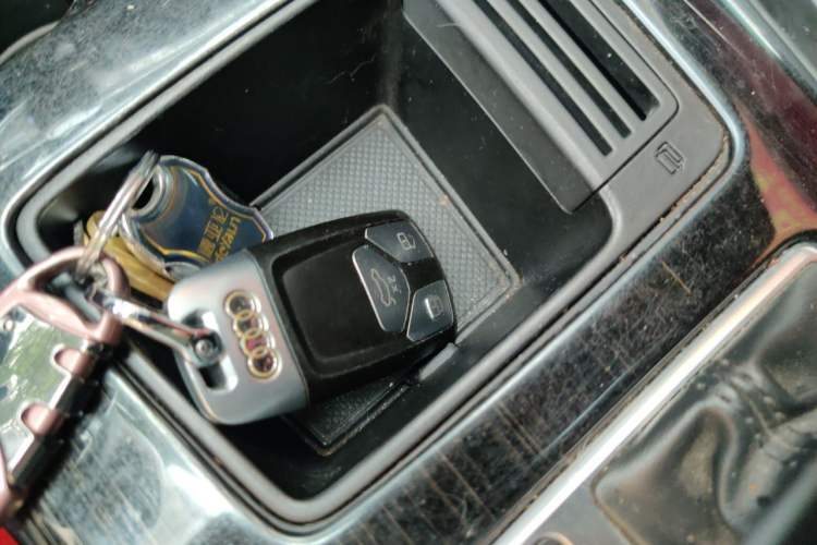Used Audi A4L 2020 40 TFSI Luxury Dynamic Model Vehicle Key