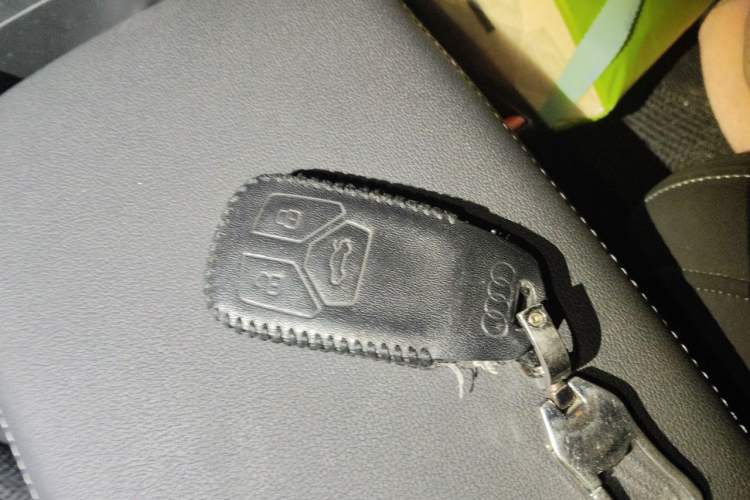 Used Audi A4L 2020 40 TFSI Luxury Dynamic Model Vehicle Key