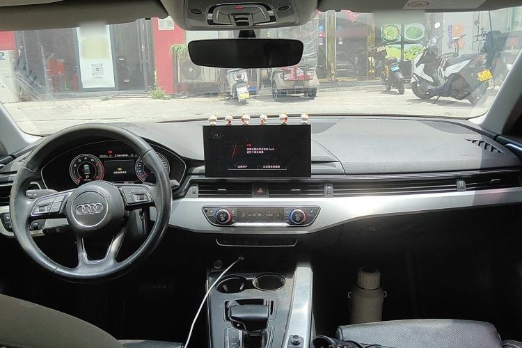 Used Audi A4L 2020 40 TFSI Luxury Prestige Edition Center Console