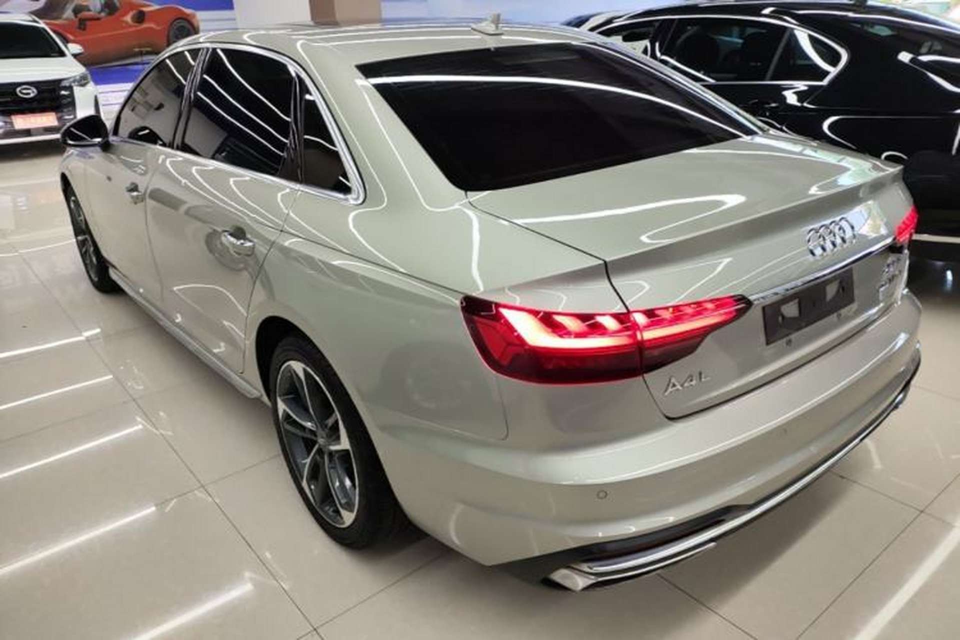 Used Audi A4L 2020 40 TFSI Fashionable and Elegant Model Exterior 2