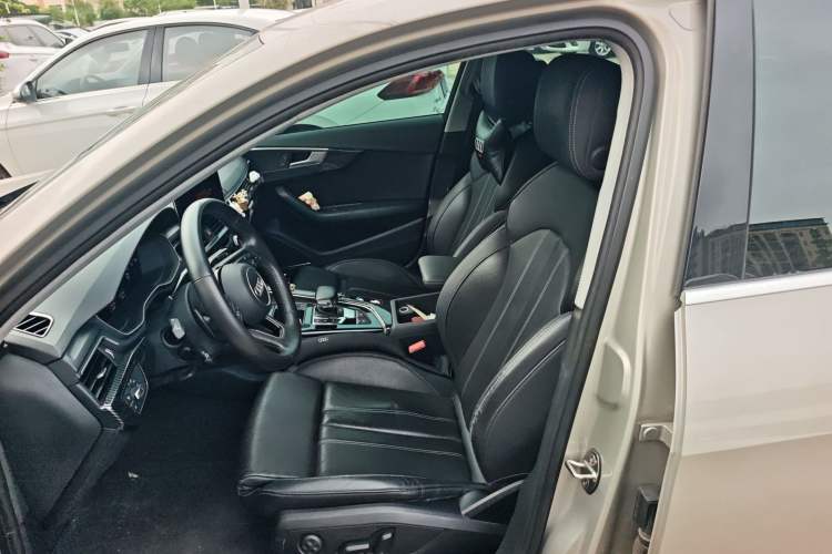 Used Audi A4L 2020 40 TFSI Fashion Dynamic Model Left Front Seat