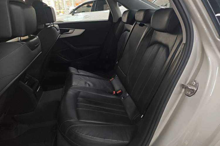 Used Audi A4L 2020 40 TFSI Fashion Dynamic Model Left Rear Seat