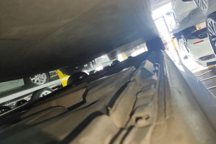Used Audi A4L 2020 40 TFSI Luxury Prestige Edition Left Side Sill