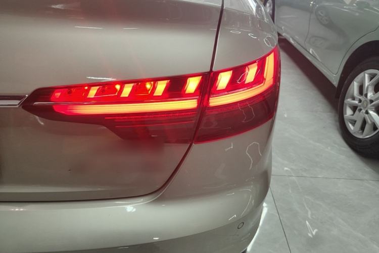 Used Audi A4L 2020 40 TFSI Luxury Prestige Edition Right Rear Taillight