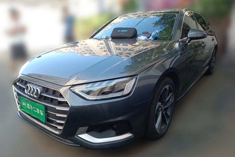 Used Audi A4L 2020 40 TFSI Fashionable and Elegant Model Guazi used car, China used car export, Used car for sale, Used cars, Cheapest cars for sale