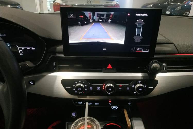 Used Audi A4L 2020 40 TFSI Fashion Dynamic Model Audio And AC Panel