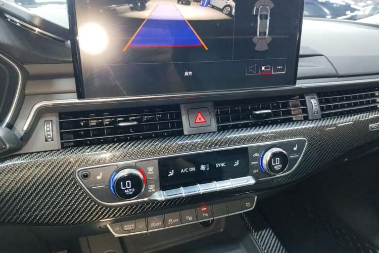 Used Audi A4L 2020 45 TFSI quattro Prestige Dynamic Edition Audio And AC Panel