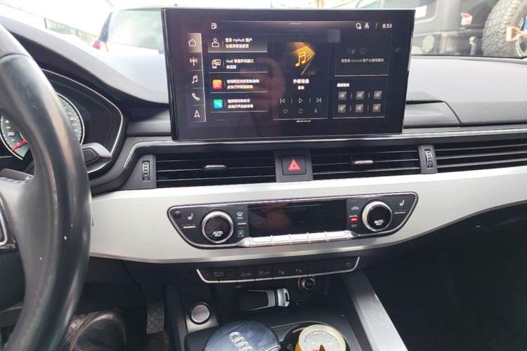 Used Audi A4L 2020 40 TFSI Luxury Dynamic Model Audio And AC Panel