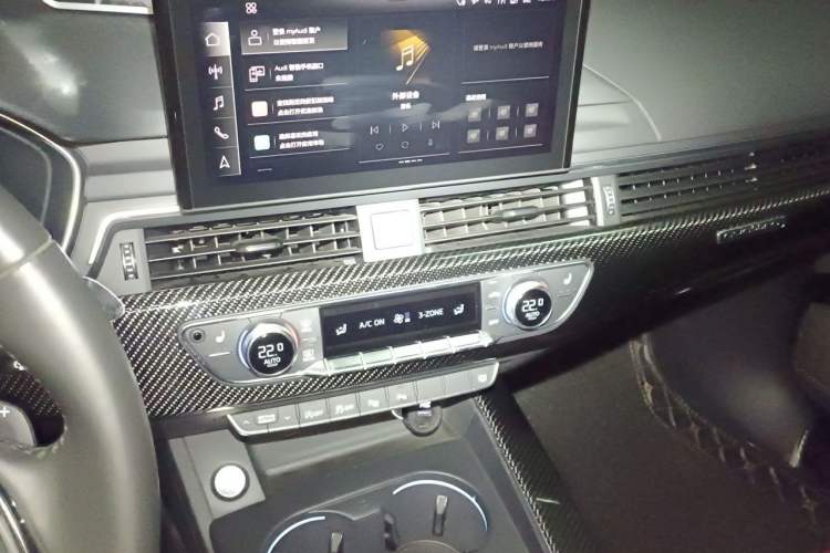 Used Audi A4L 2020 45 TFSI quattro Prestige Dynamic Edition Audio And AC Panel