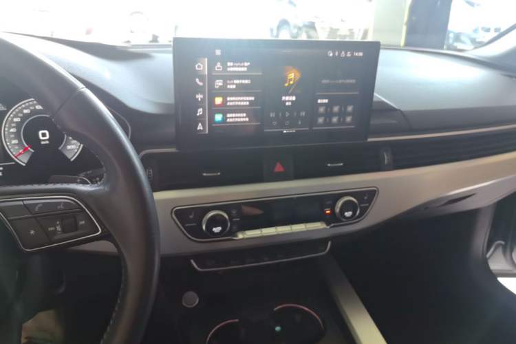 Used Audi A4L 2020 40 TFSI Luxury Dynamic Model Audio And AC Panel