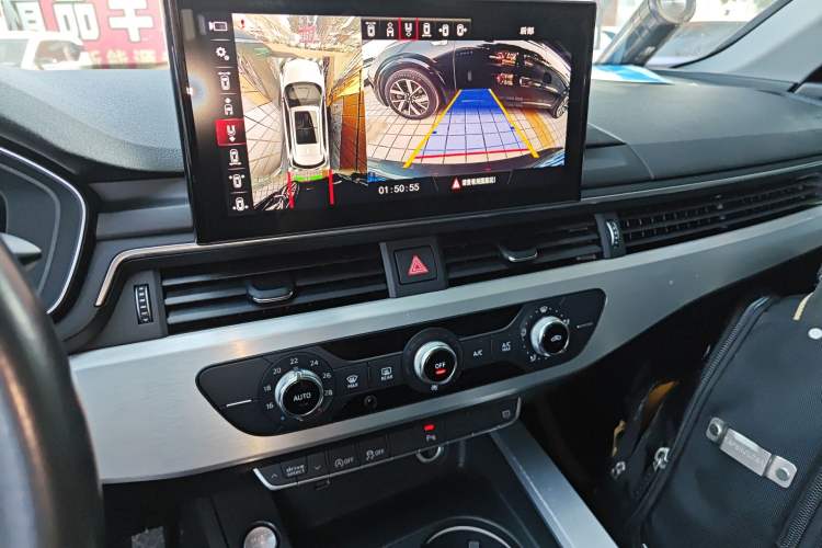 Used Audi A4L 2020 40 TFSI Fashion Dynamic Model Audio And AC Panel