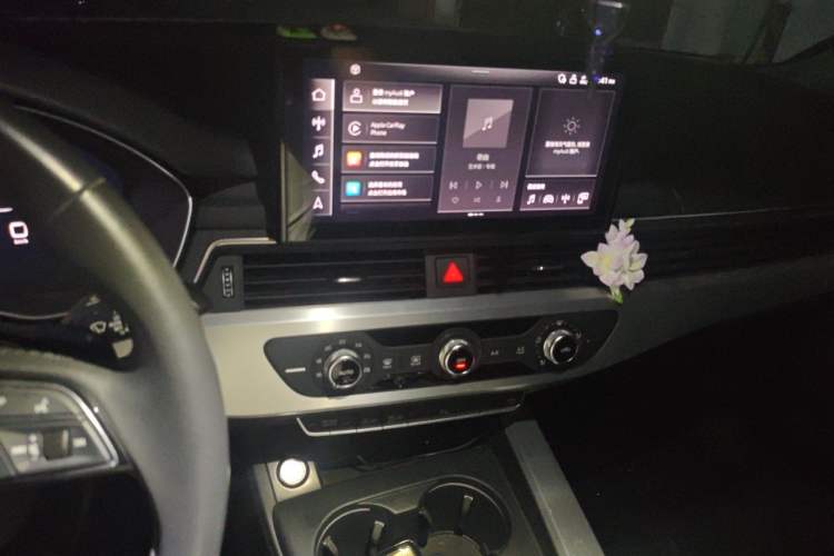 Used Audi A4L 2020 40 TFSI Fashion Dynamic Model Audio And AC Panel