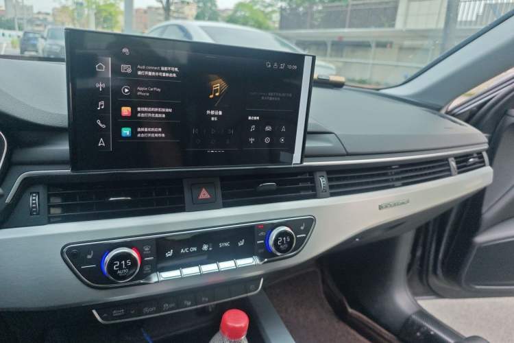 Used Audi A4L 2020 40 TFSI quattro Luxury Dynamic Model Audio And AC Panel