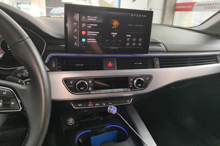 Used Audi A4L 2020 40 TFSI Luxury Dynamic Model Audio And AC Panel