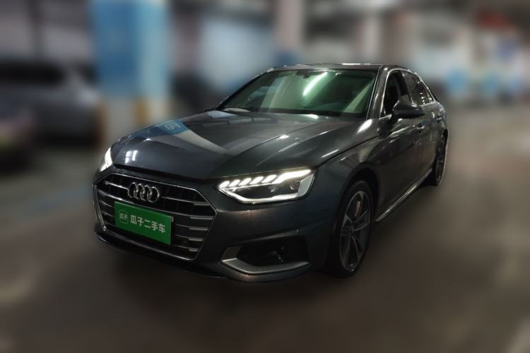 Used Audi A4L 2020 40 TFSI Fashionable and Elegant Model Guazi used car, China used car export, Used car for sale, Used cars, Cheapest cars for sale