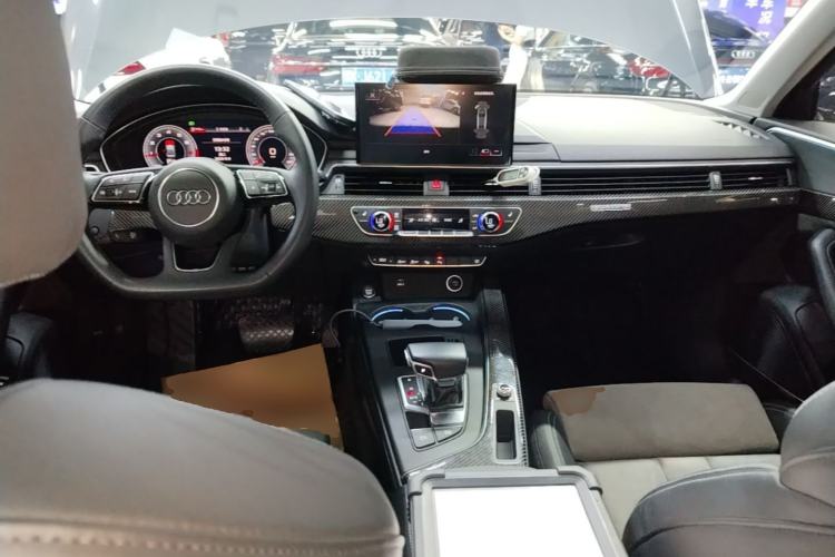 Used Audi A4L 2020 45 TFSI quattro Prestige Dynamic Edition Center Console