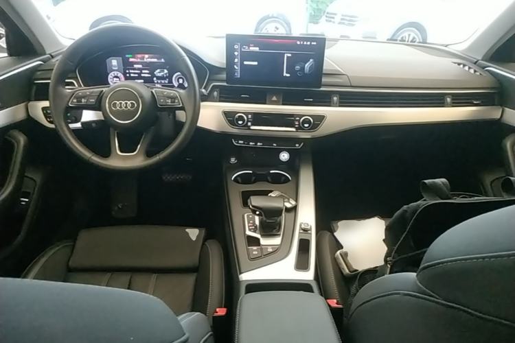 Used Audi A4L 2020 40 TFSI Fashion Dynamic Model Center Console