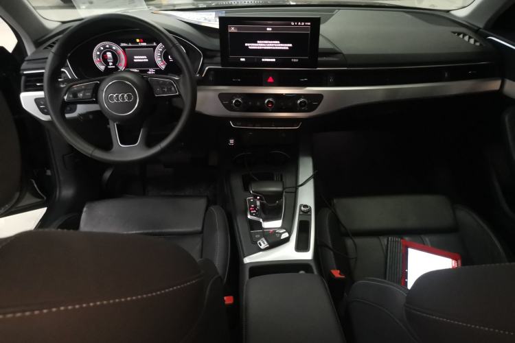 Used Audi A4L 2020 40 TFSI Fashion Dynamic Model Center Console