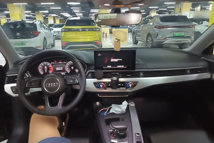 Used Audi A4L 2020 40 TFSI Fashion Dynamic Model Center Console