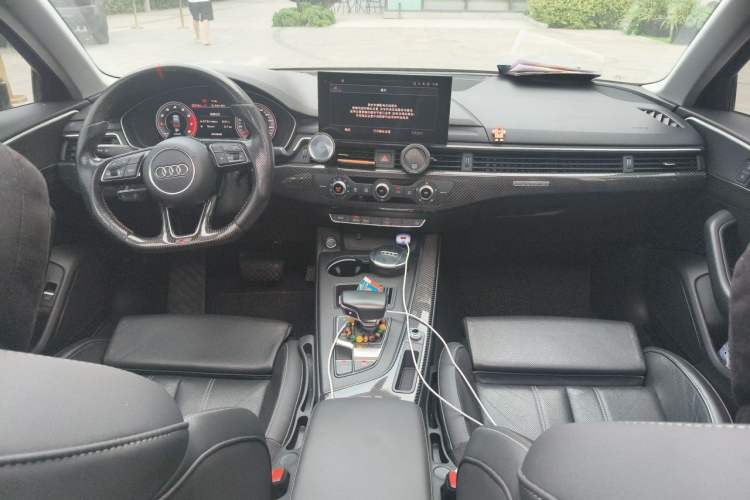 Used Audi A4L 2020 40 TFSI Fashion Dynamic Model Center Console