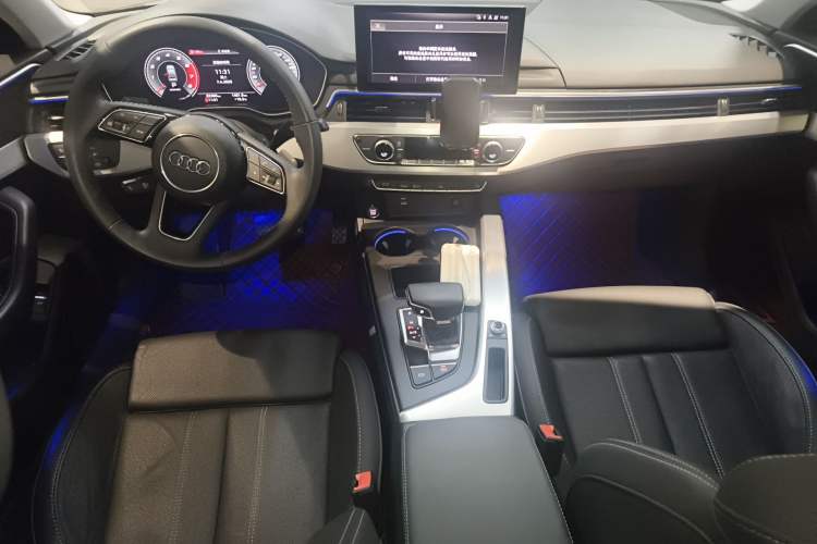 Used Audi A4L 2020 40 TFSI Fashion Dynamic Model Center Console