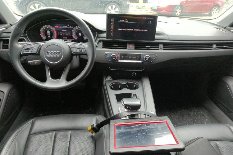 Used Audi A4L 2020 40 TFSI Luxury Prestige Edition Center Console