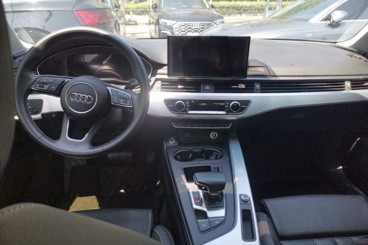 Used Audi A4L 2020 40 TFSI Fashion Dynamic Model Center Console