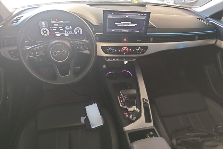 Used Audi A4L 2020 40 TFSI Fashion Dynamic Model Center Console