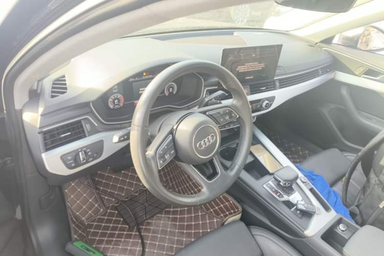 Used Audi A4L 2020 40 TFSI Fashion Dynamic Model Center Console