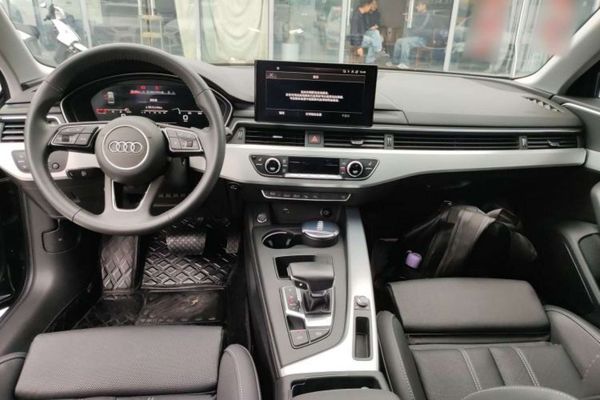 Used Audi A4L 2020 40 TFSI Luxury Dynamic Model Center Console