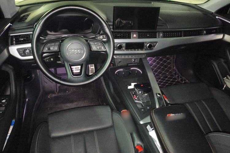 Used Audi A4L 2020 40 TFSI Luxury Dynamic Model Center Console