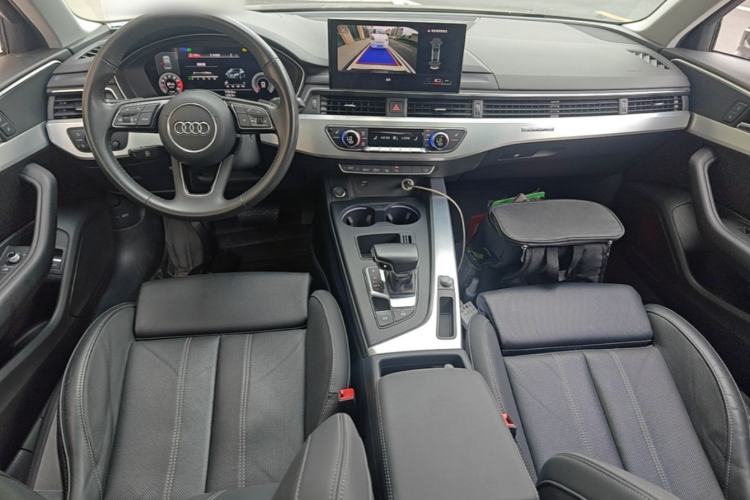 Used Audi A4L 2020 40 TFSI quattro Luxury Dynamic Model Center Console