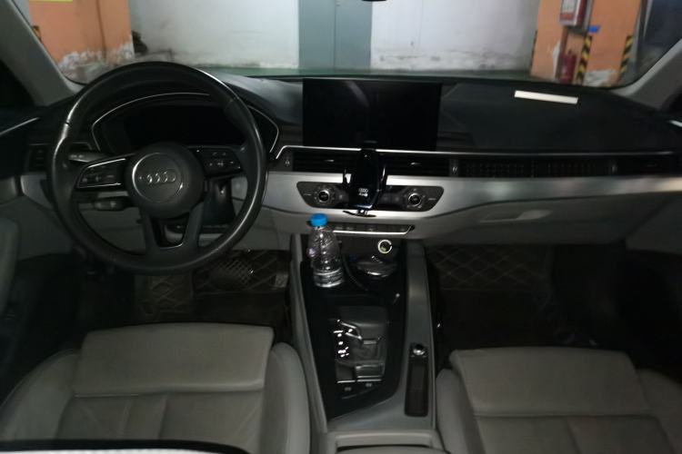 Used Audi A4L 2020 40 TFSI Fashion Dynamic Model Center Console