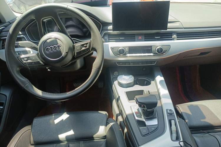 Used Audi A4L 2020 40 TFSI Fashion Dynamic Model Center Console