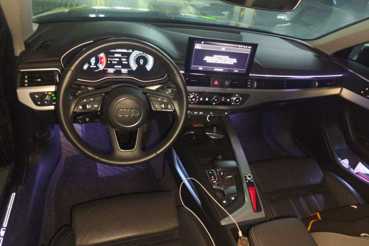 Used Audi A4L 2020 40 TFSI Luxury Prestige Edition Center Console