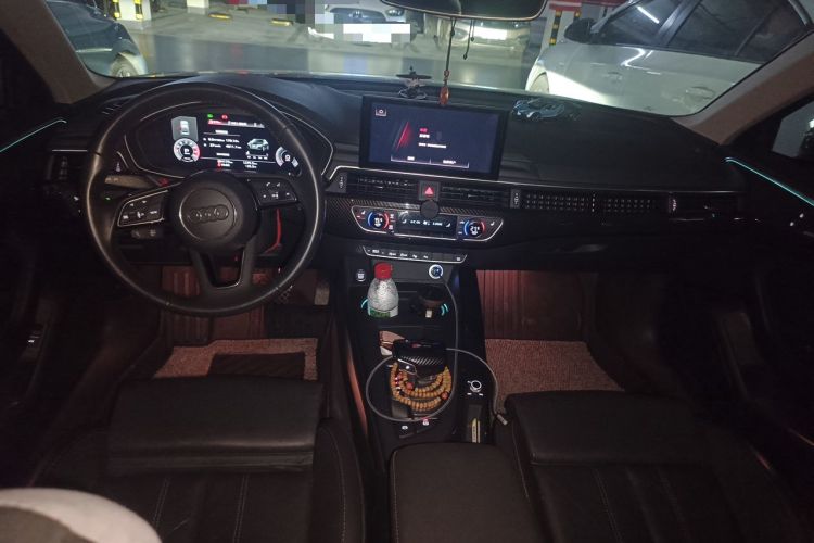 Used Audi A4L 2020 40 TFSI Luxury Dynamic Model Center Console