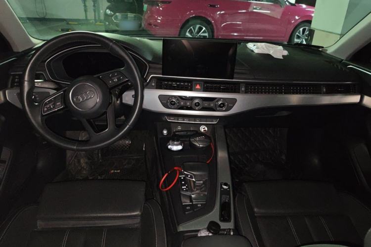 Used Audi A4L 2020 40 TFSI Fashion Dynamic Model Center Console