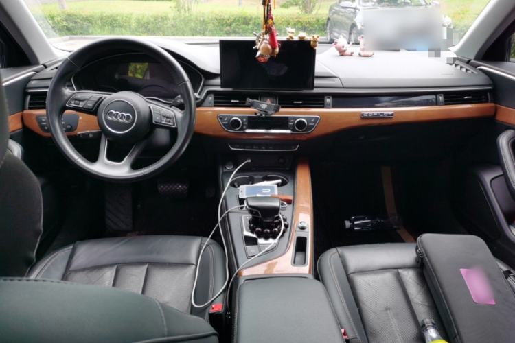 Used Audi A4L 2020 40 TFSI Luxury Prestige Edition Center Console