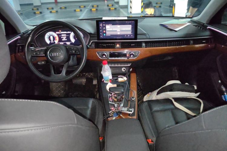 Used Audi A4L 2020 40 TFSI Luxury Prestige Edition Center Console
