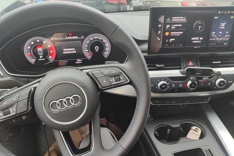 Used Audi A4L 2020 40 TFSI Fashion Dynamic Model Center Console