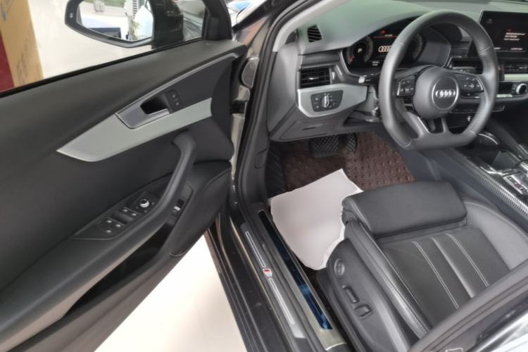 Used Audi A4L 2020 40 TFSI Luxury Dynamic Model Driver Seat