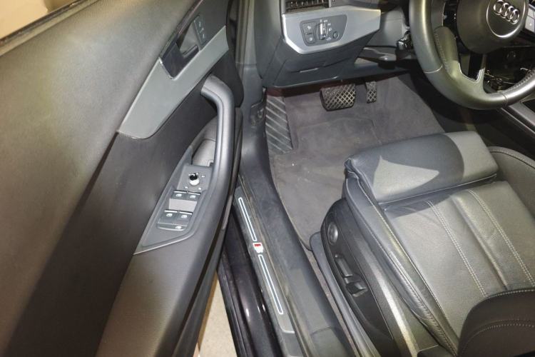 Used Audi A4L 2020 40 TFSI Luxury Dynamic Model Driver Seat