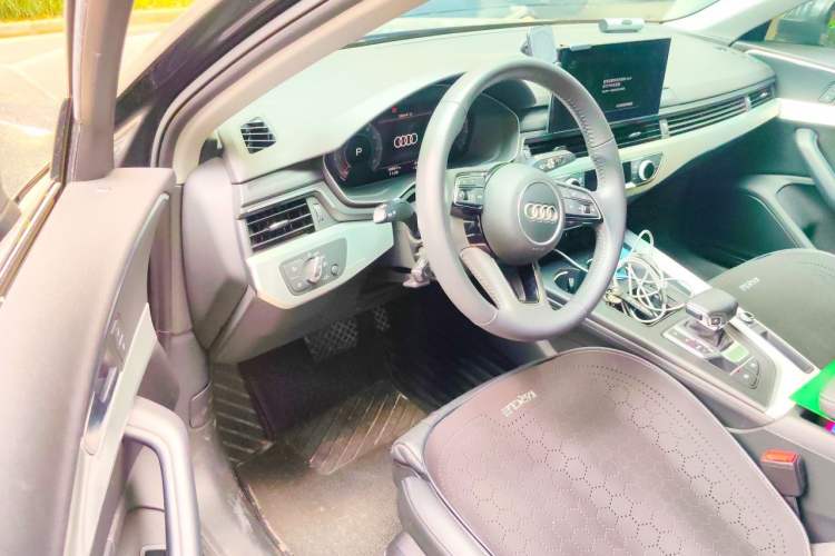 Used Audi A4L 2020 40 TFSI Fashion Dynamic Model Driver Seat