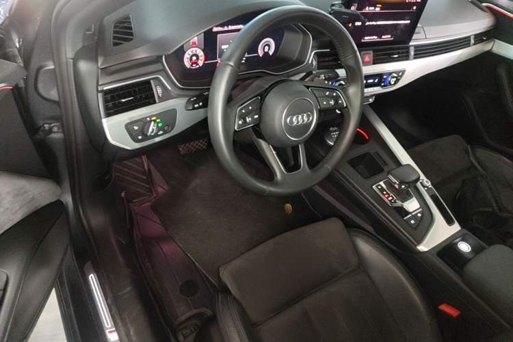Used Audi A4L 2020 40 TFSI Luxury Dynamic Model Driver Seat