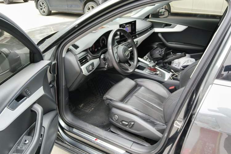 Used Audi A4L 2020 40 TFSI Luxury Dynamic Model Driver Seat