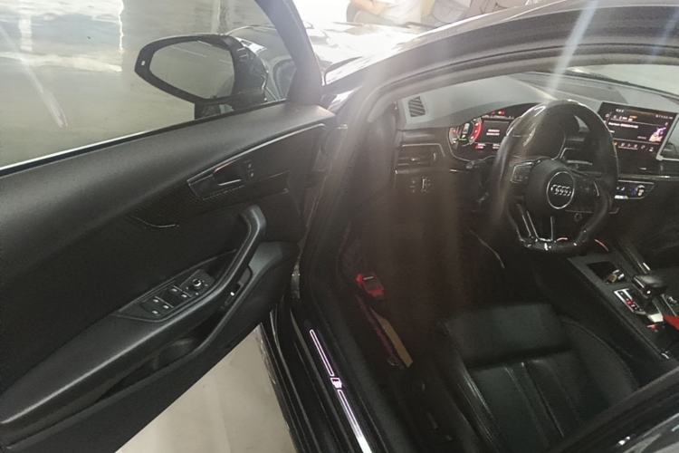 Used Audi A4L 2020 40 TFSI Luxury Dynamic Model Driver Seat