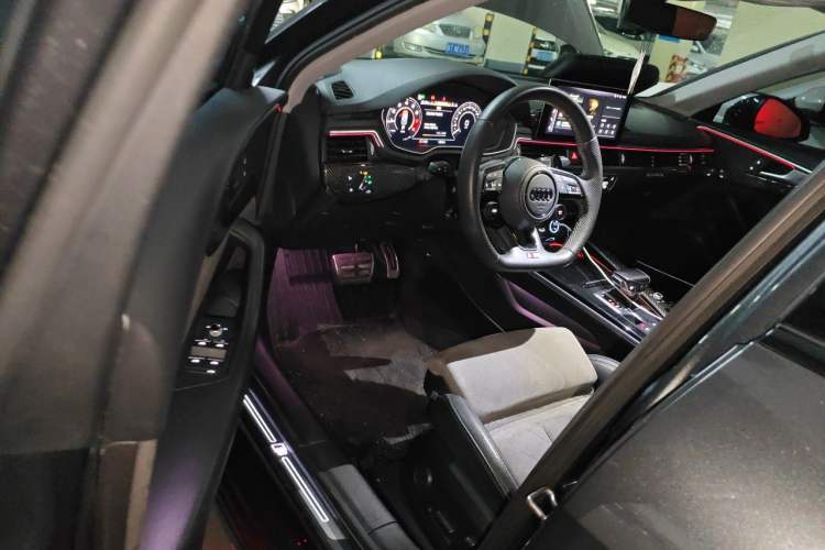 Used Audi A4L 2020 45 TFSI quattro Prestige Dynamic Edition Driver Seat
